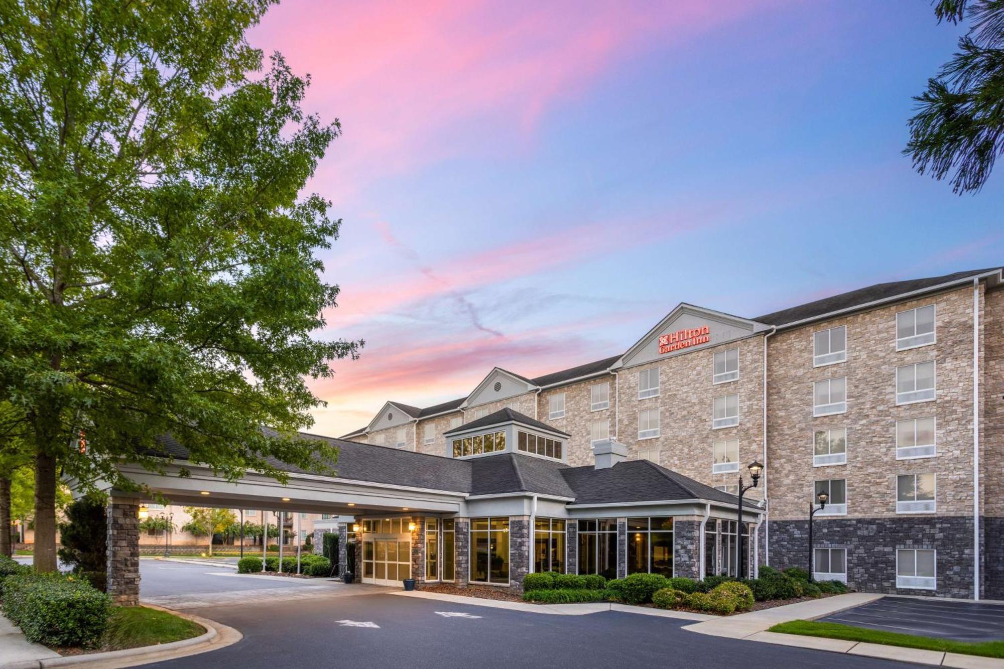Hilton Garden Inn Winston-Salem/Hanes Mall Exterior foto
